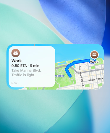 Widget Peta menunjukkan perencana perjalanan baru dengan rute pilihan, yang menunjukkan detail lalu lintas, waktu tiba, dan durasi perjalanan